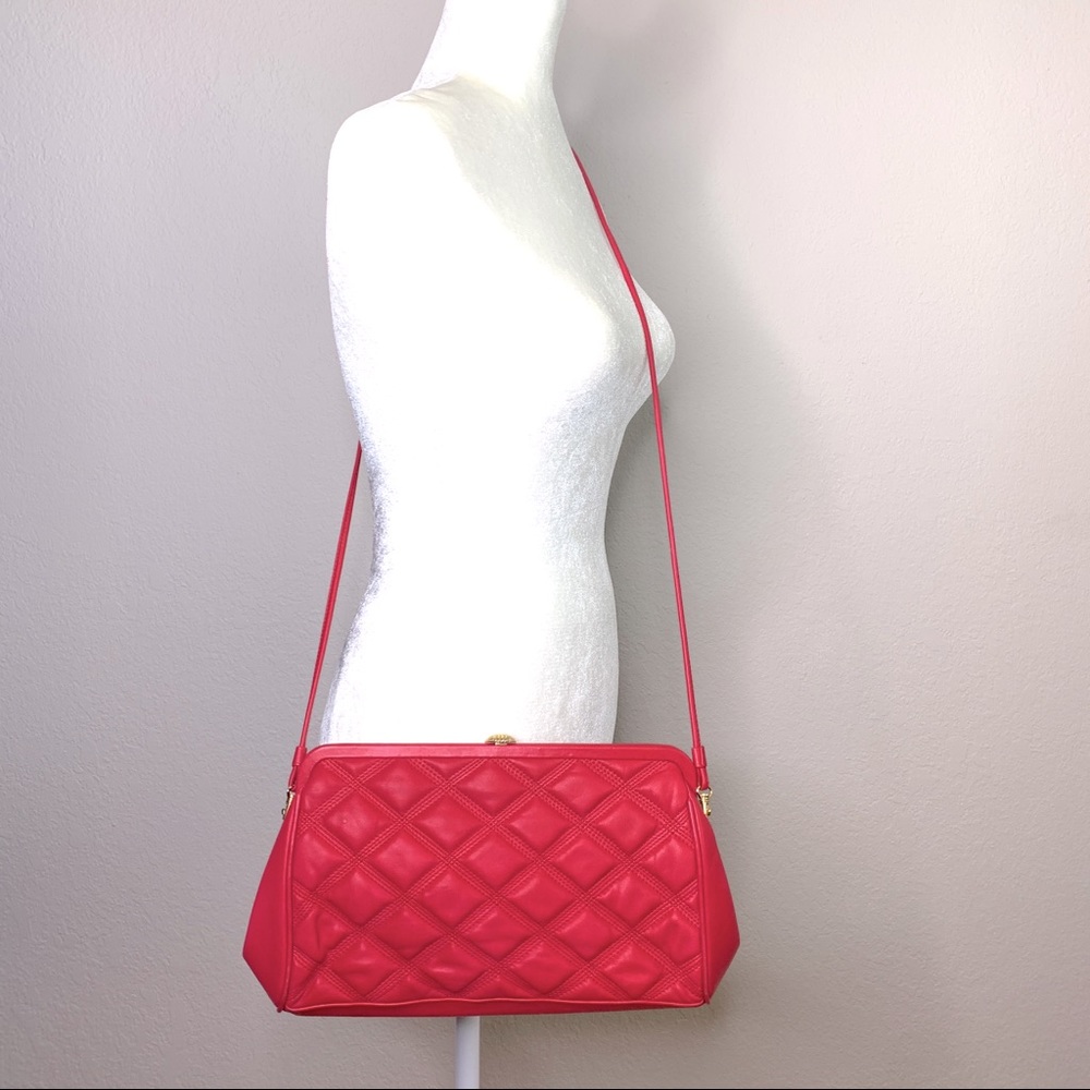 Evan Picone vintage red quilted leather bag